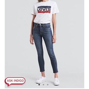 Levi’s Wedgie Fit Skinny Jeans